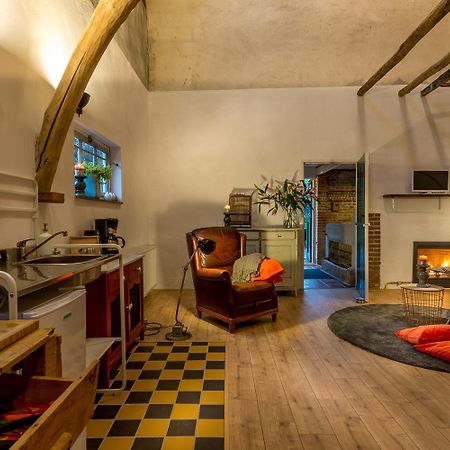 Aan De Holle Weg. Zeer Landelijk Gelegen Verbouwde Stal Tot Woning Nuth المظهر الخارجي الصورة
